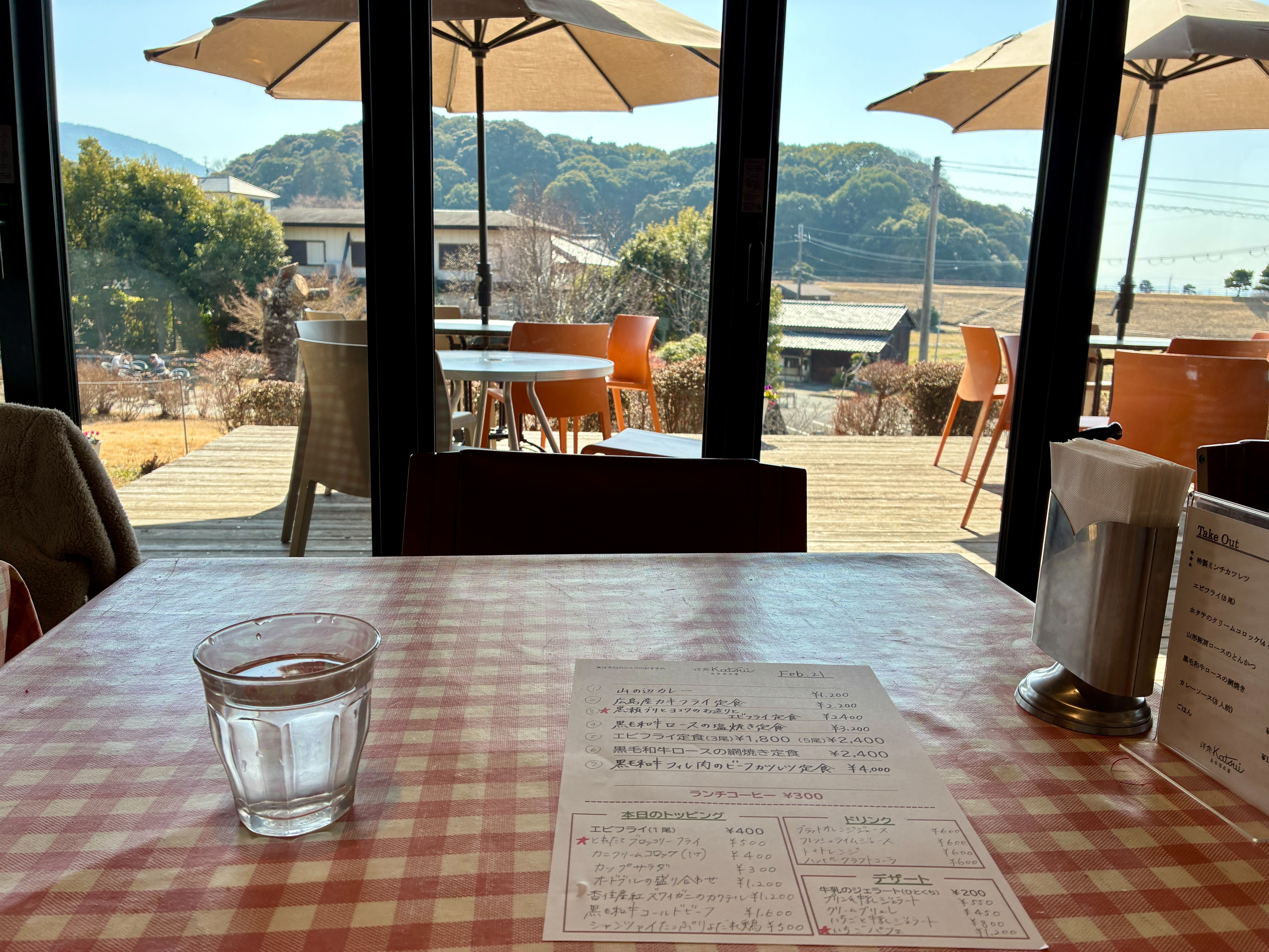洋食Katsui 山の辺の道 席