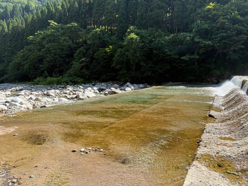 片貝山ノ守キャンプ場 片貝川