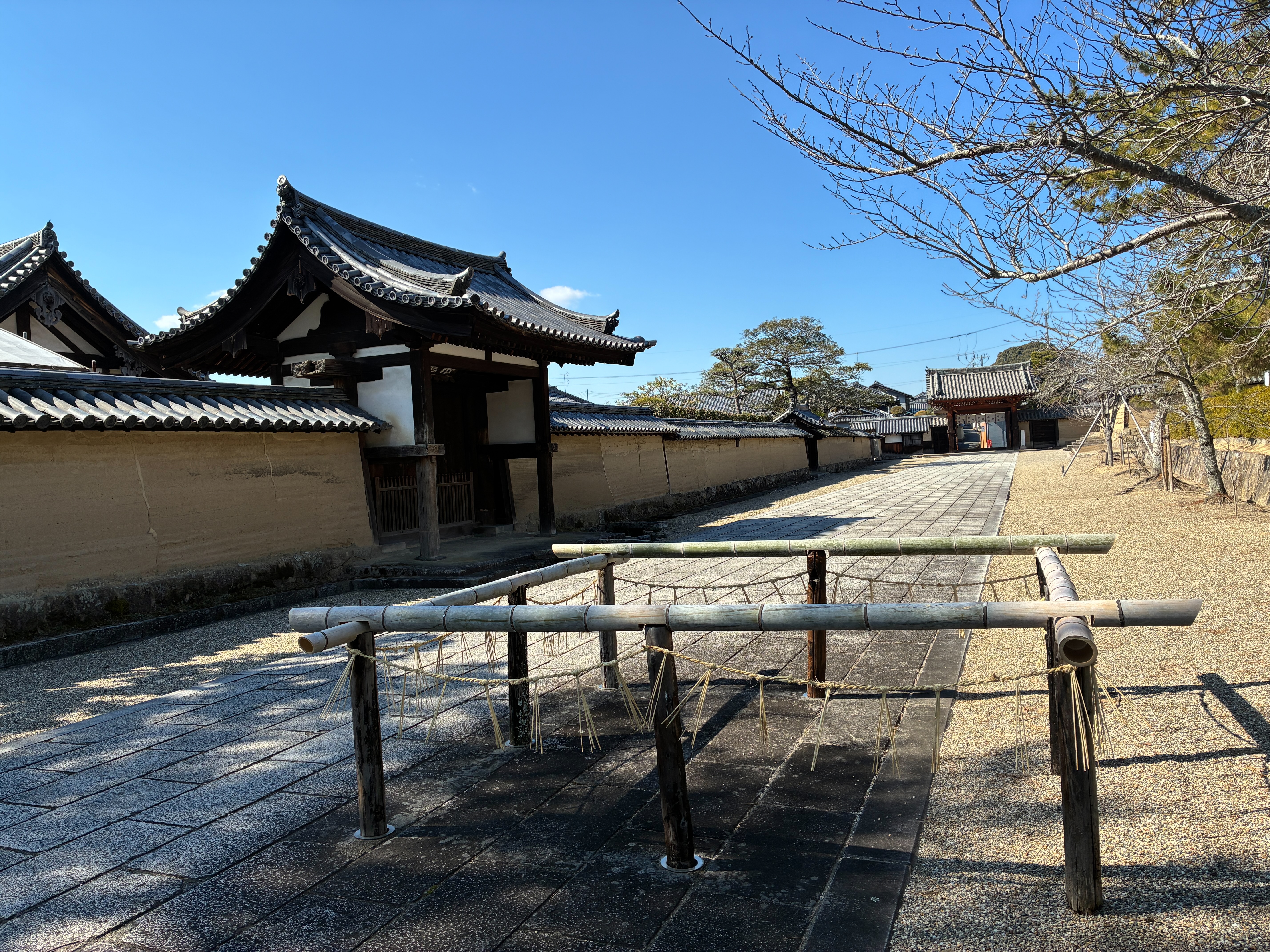 法隆寺 重要文化財 大湯屋表門