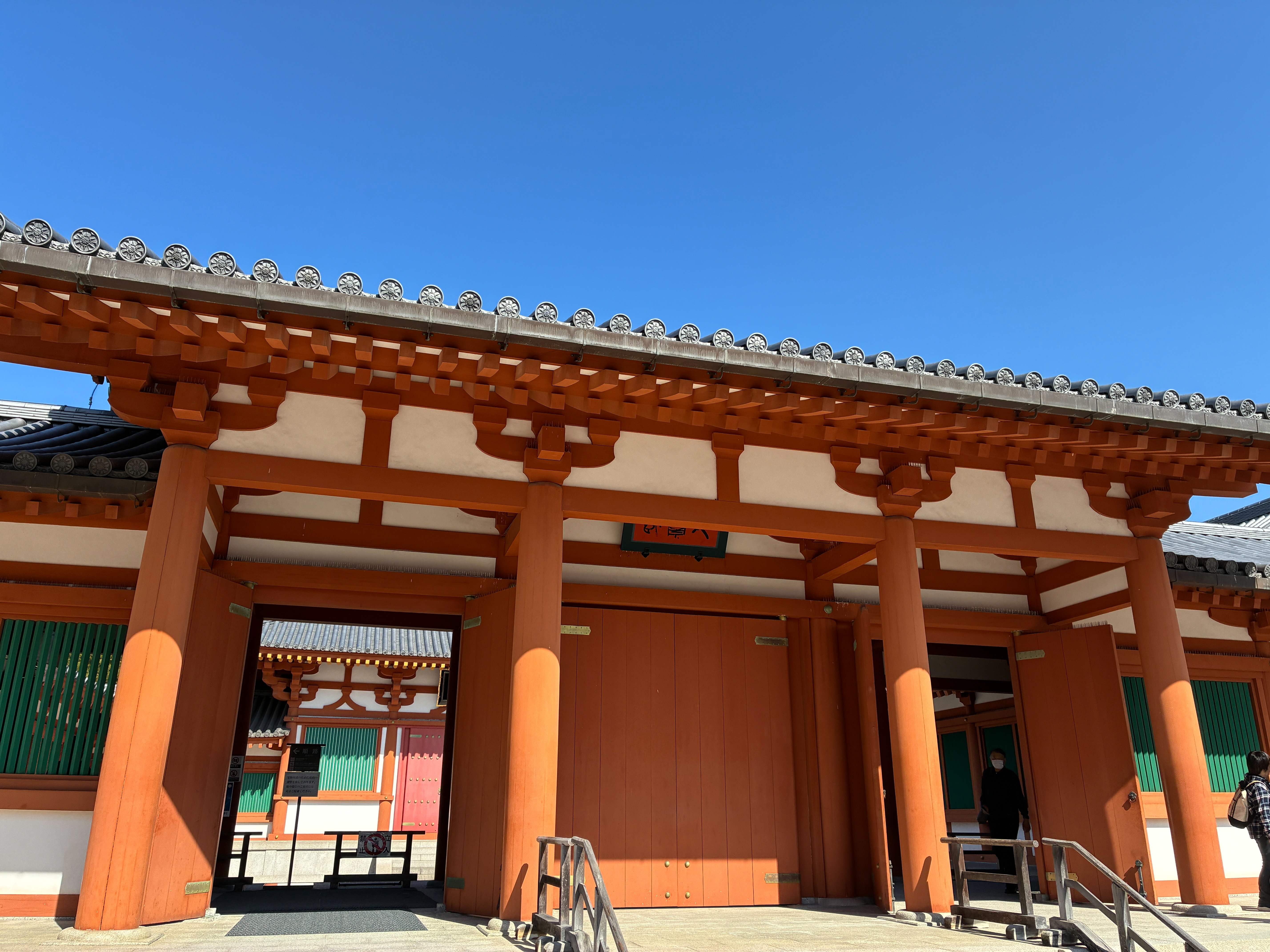 法隆寺 大宝蔵院入口