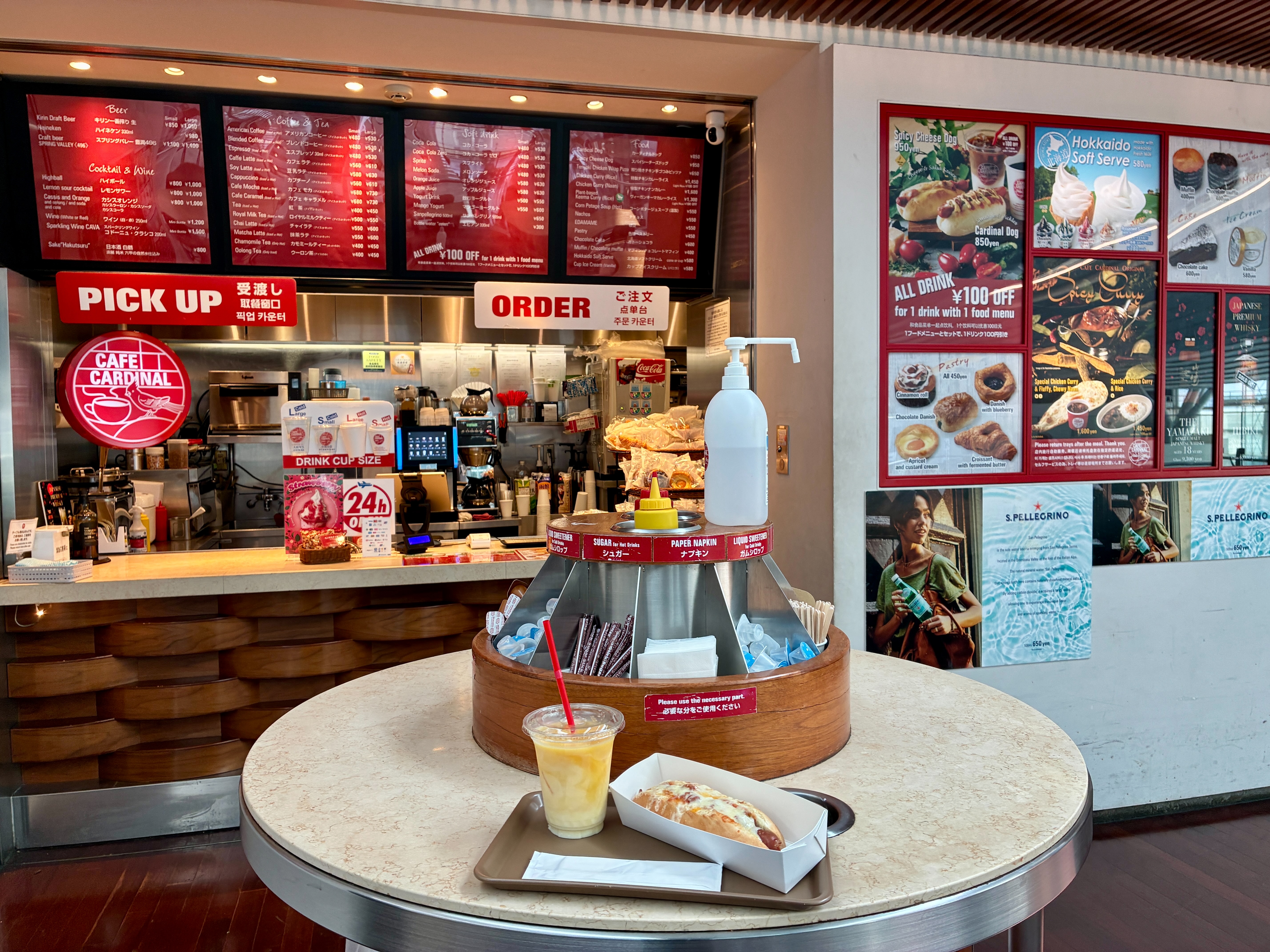 羽田空港第3ターミナル CAFE CARDINAL カフェ カーディナル レジ付近