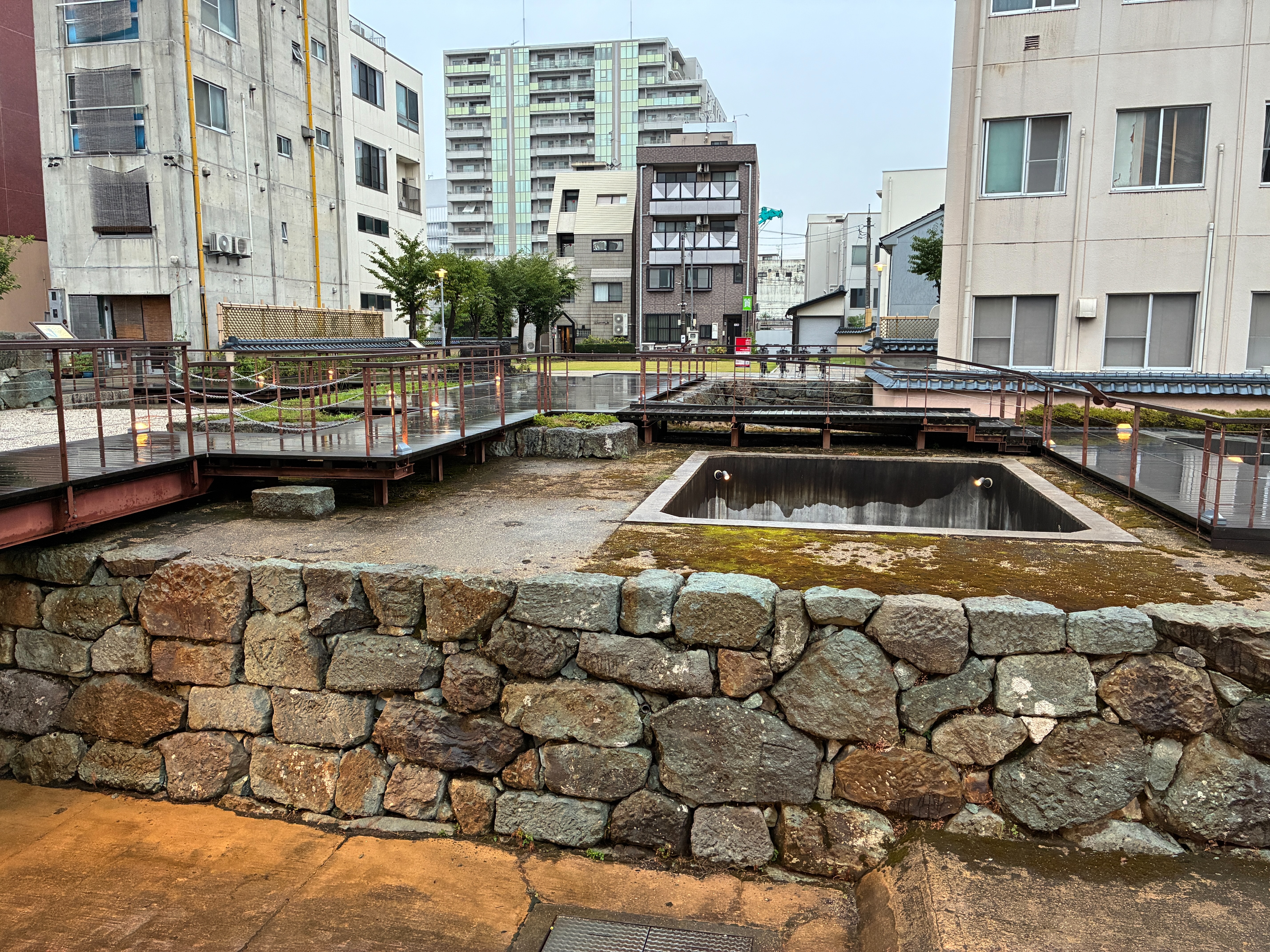 北ノ庄城跡 福井城堀跡の石垣