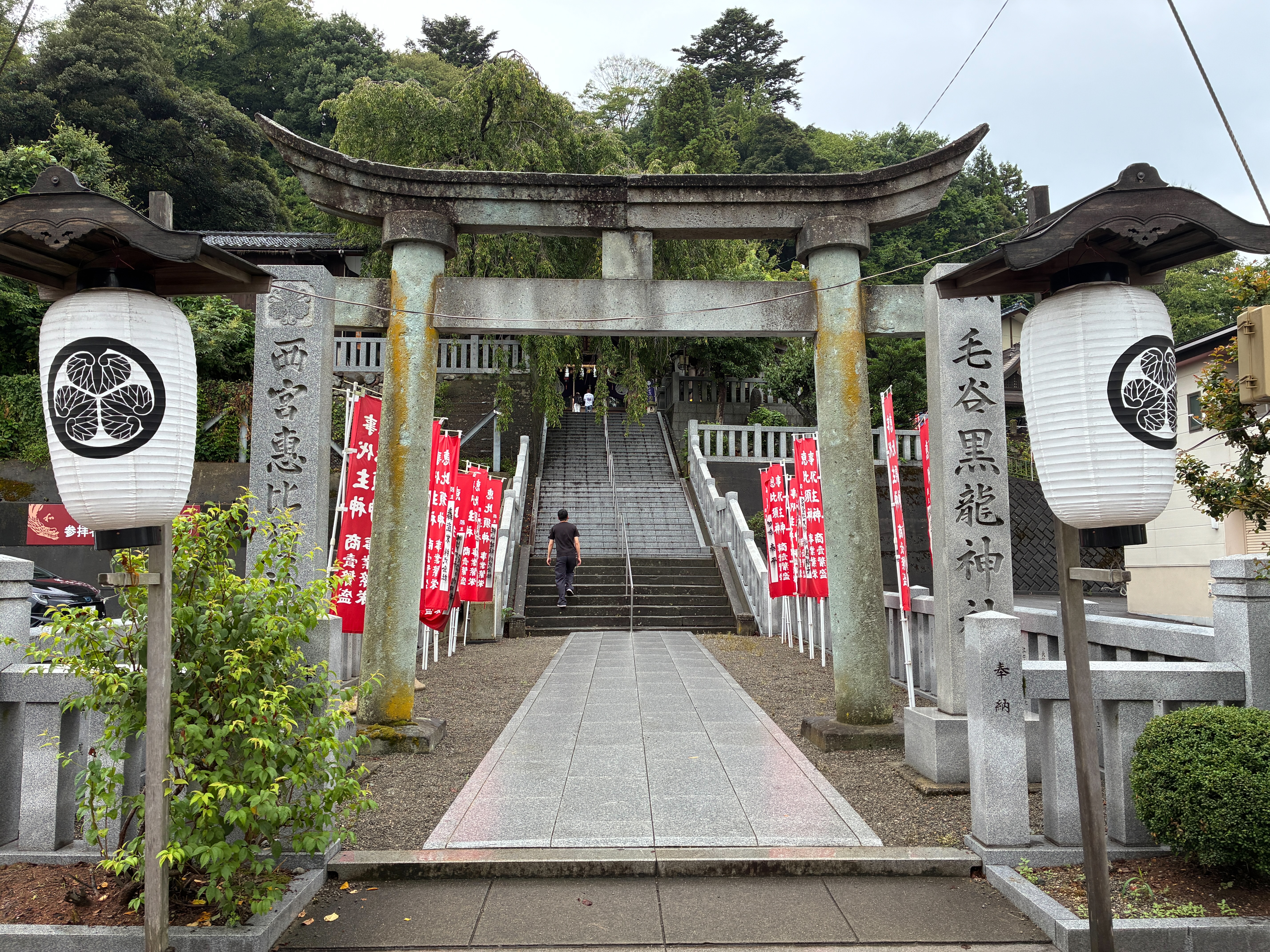 毛谷黒龍神社 参道