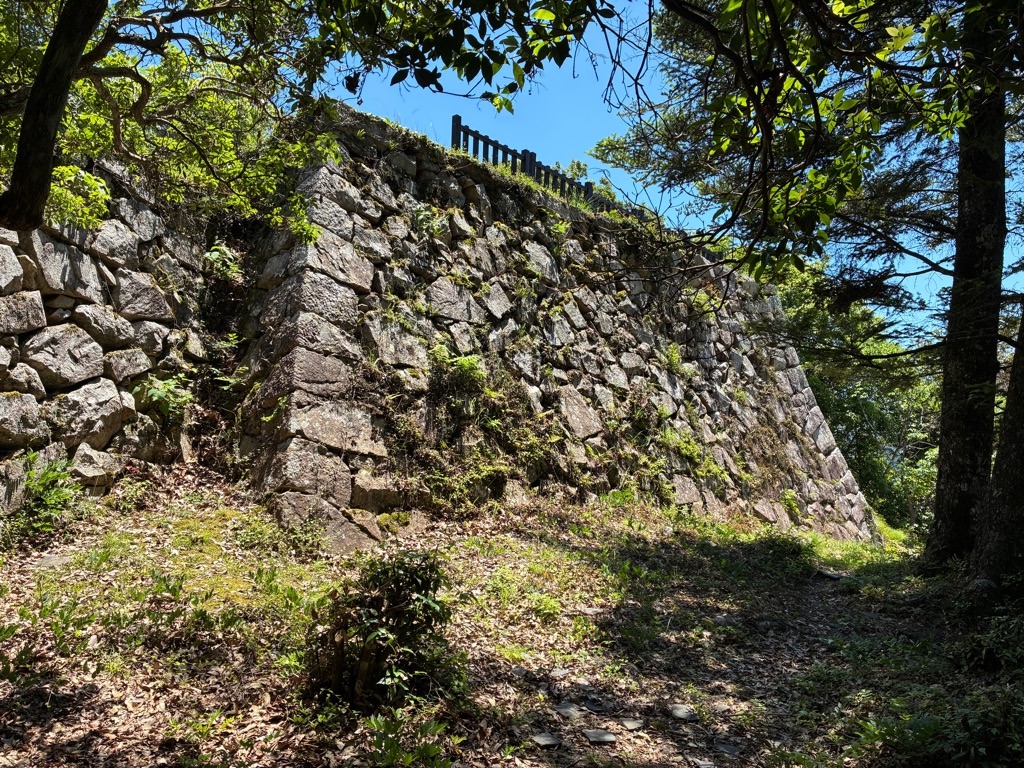備中松山城 中太鼓櫓跡石垣