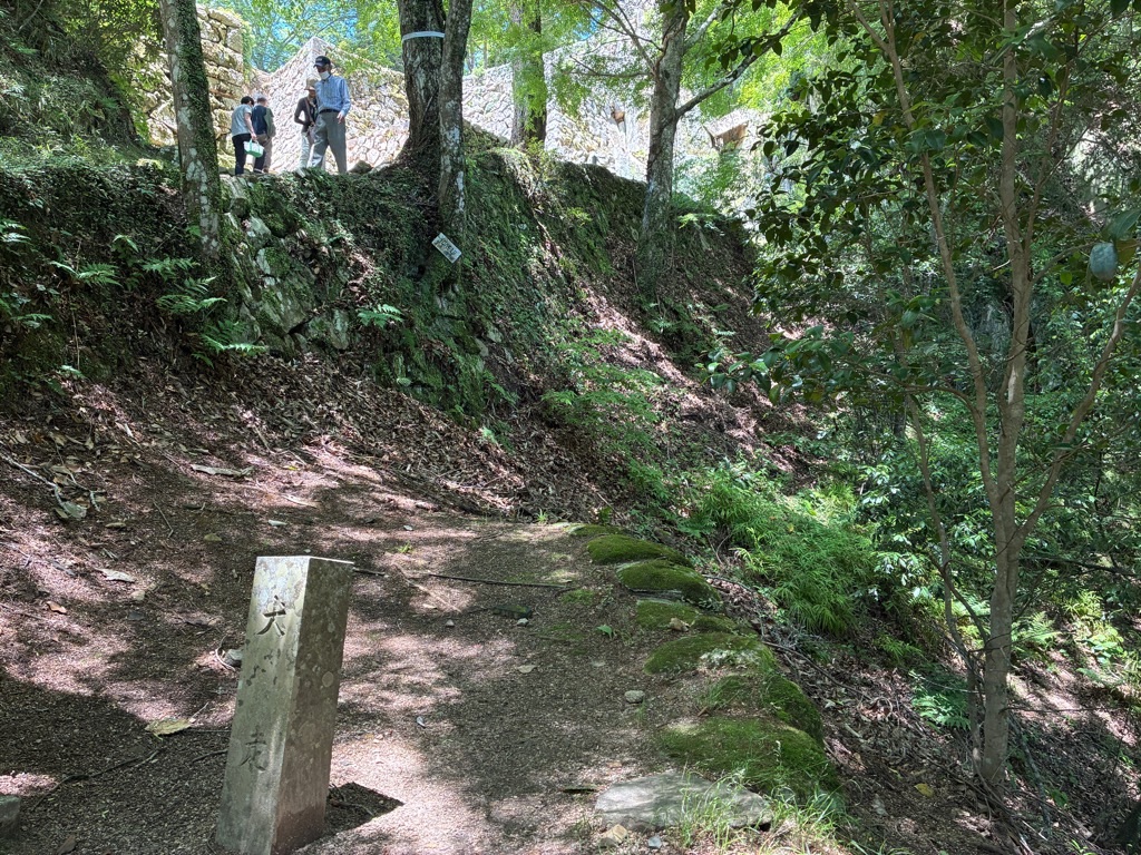 備中松山城 犬走