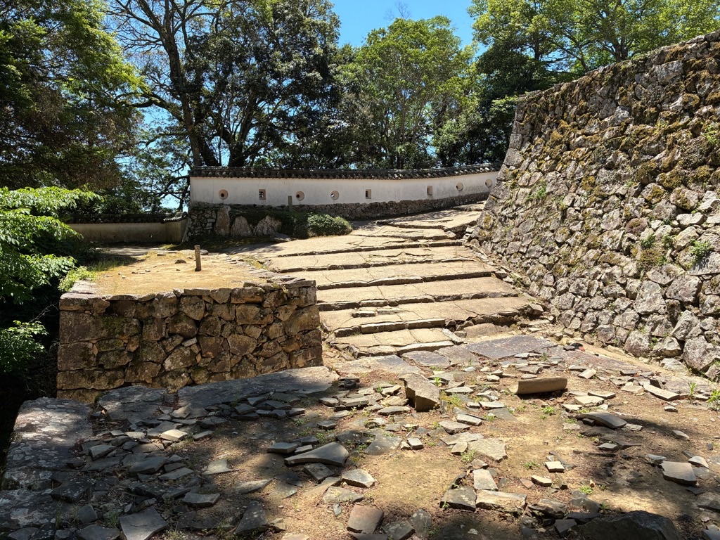 備中松山城 三の平櫓東土塀