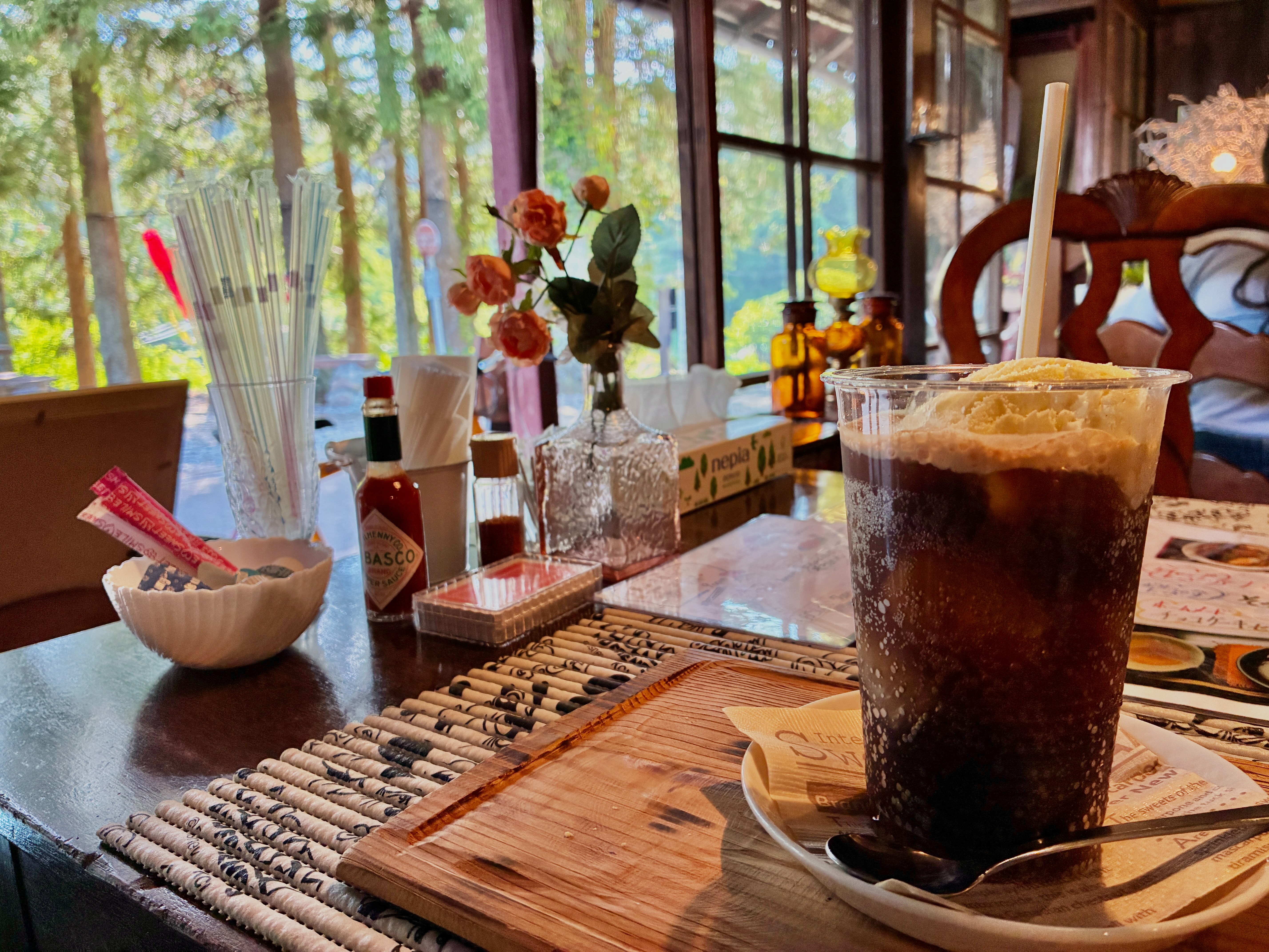 吹屋ふるさと村 コーラフロートと景色