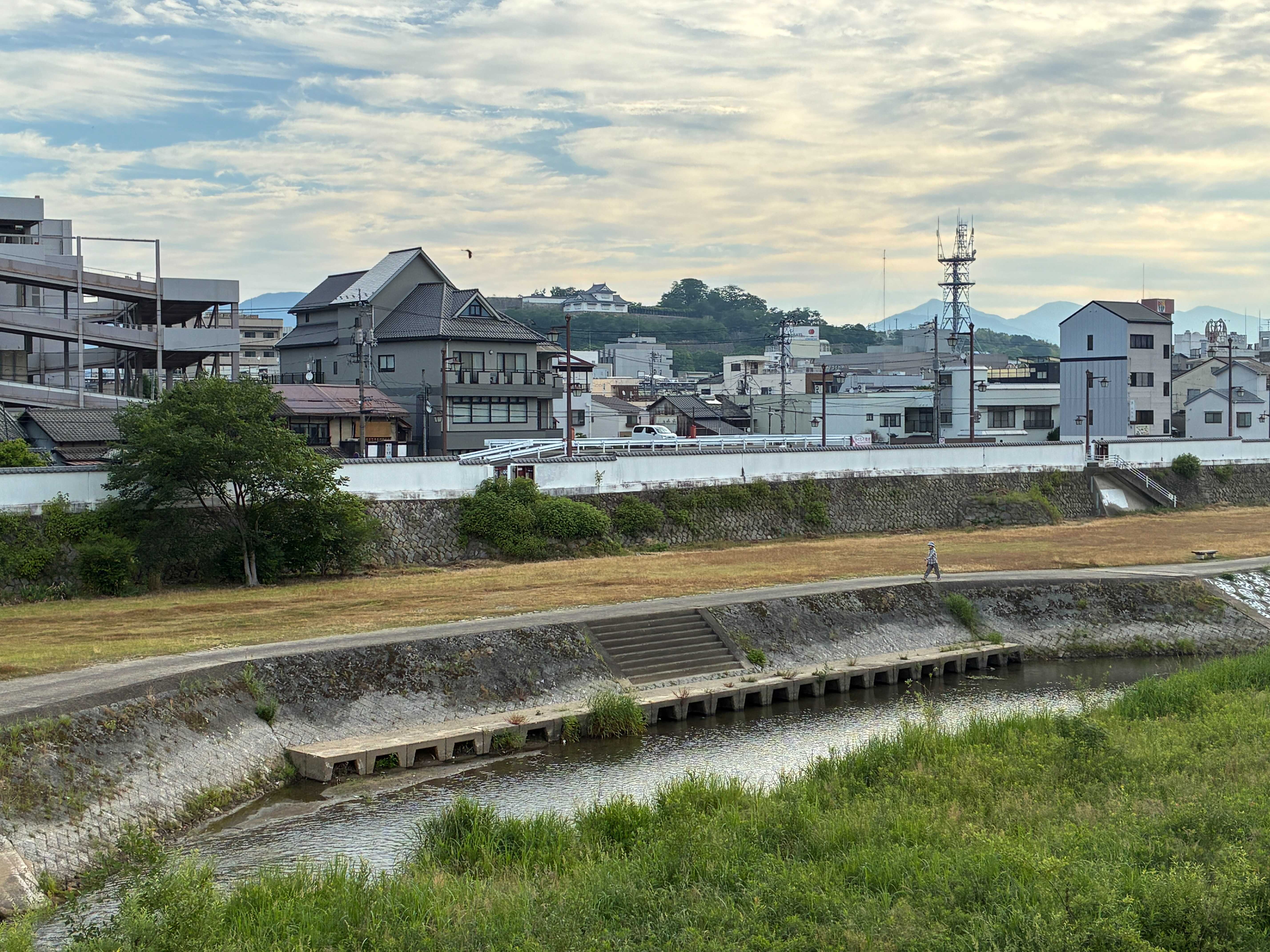 津山 吉井川から津山城