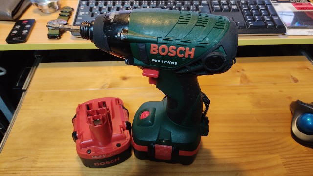 ジャンク購入のPDR12Vを14.4vで使う - 裏を歩けば花の山