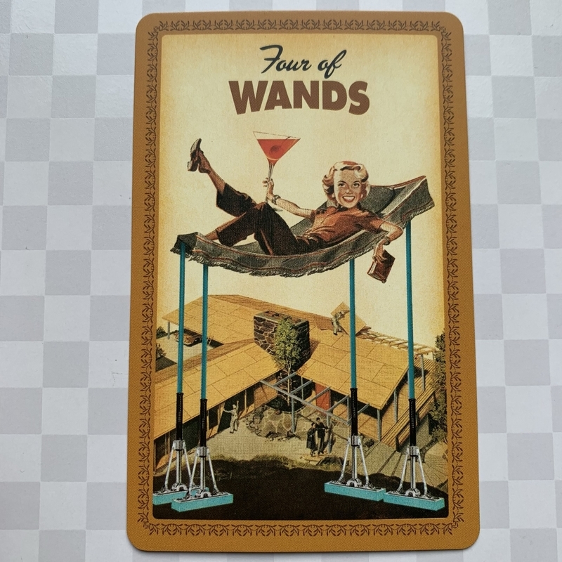 ハウスワイフ・タロット講座 Four of WANDS ワンドの4 - ミカミ ポーラ