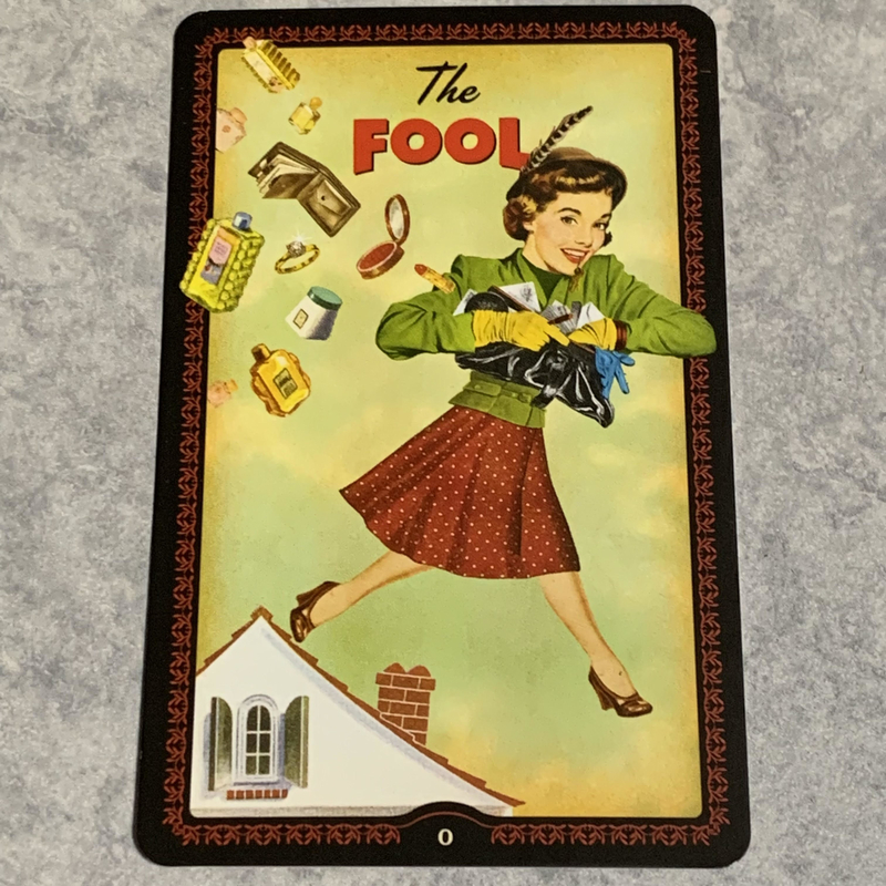 ハウスワイフ・タロット講座 THE FOOL 愚者 - ミカミ ポーラのuranaisu ハウスワイフ・タロット講座 THE FOOL 愚者 - ミカミ ポーラのuranaisu