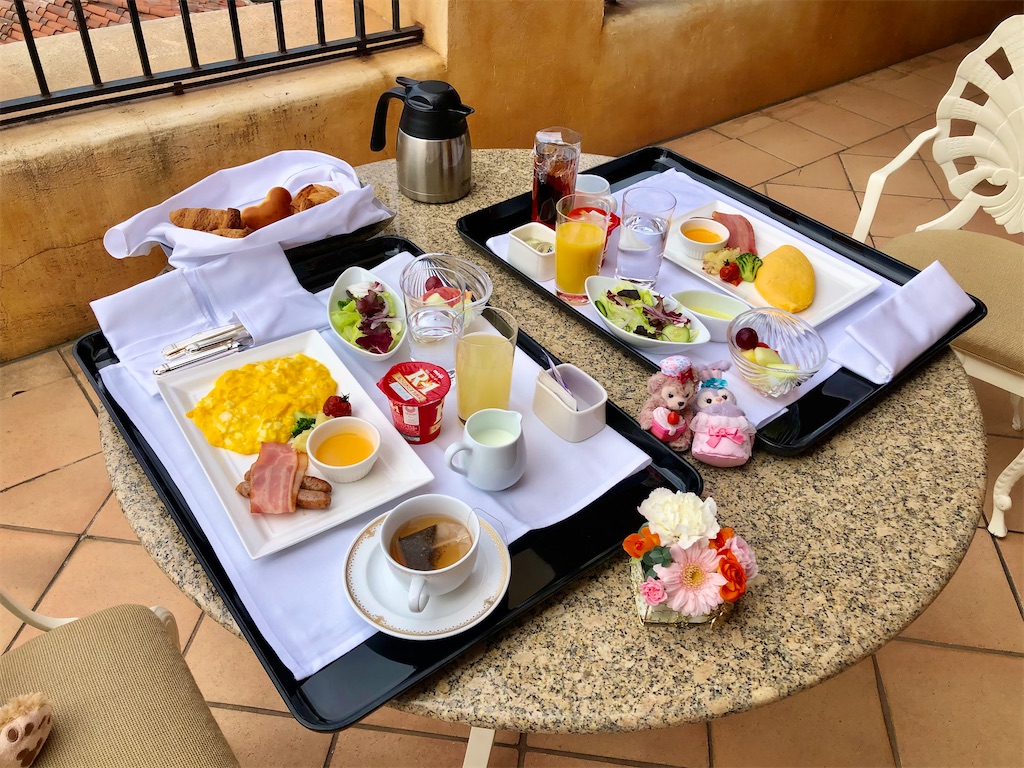ミラコスタのテラスルームで優雅な朝食 ピアッツァビュー 愛と真実のハムスター茶漬けブログ