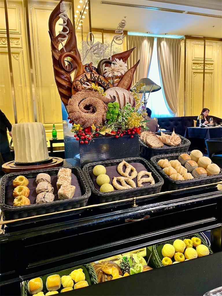 ロブション 恵比寿 ランチ
