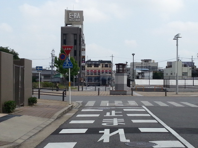 20150624_090707 岡崎公園前バス停きた → きた