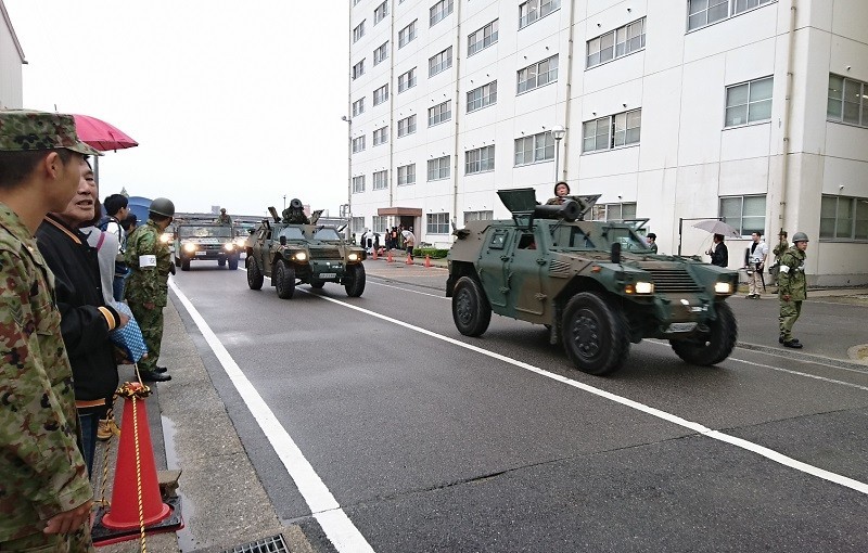 2017.10.28 守山駐屯地 (23) 戦闘車 800-510