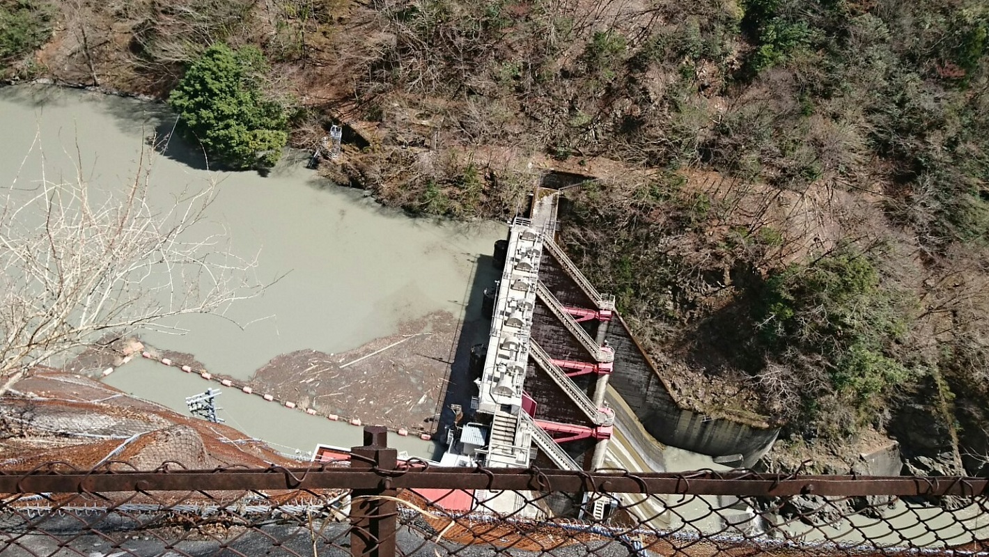 2018.3.28 井川線 (104) 井川いき列車 - 閑蔵-井川間(奥泉ダム) 1420-800
