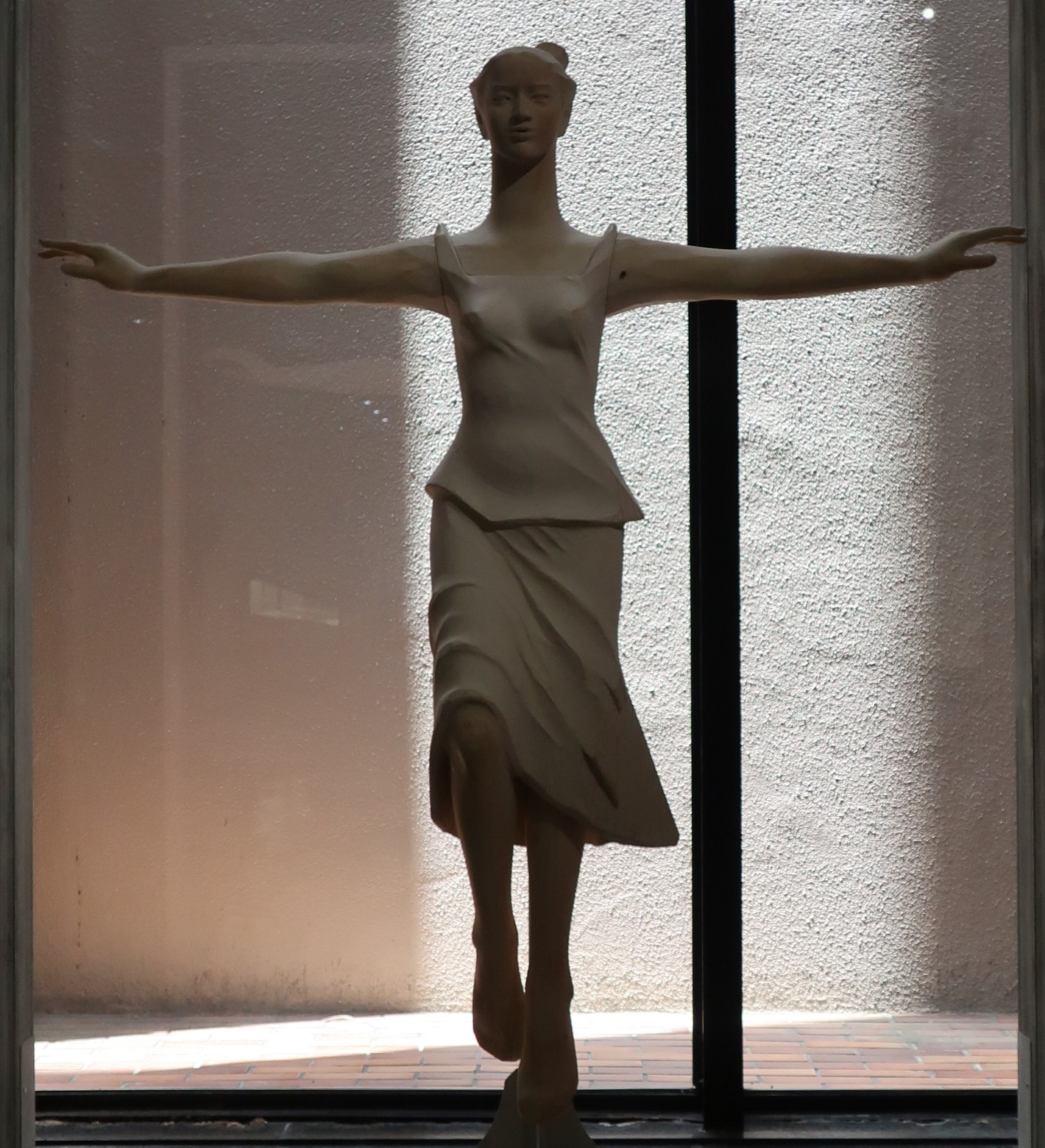 2025.6.19 (3-1) おかざきしびじゅつかん - てをひろげるおんな 1420-1560