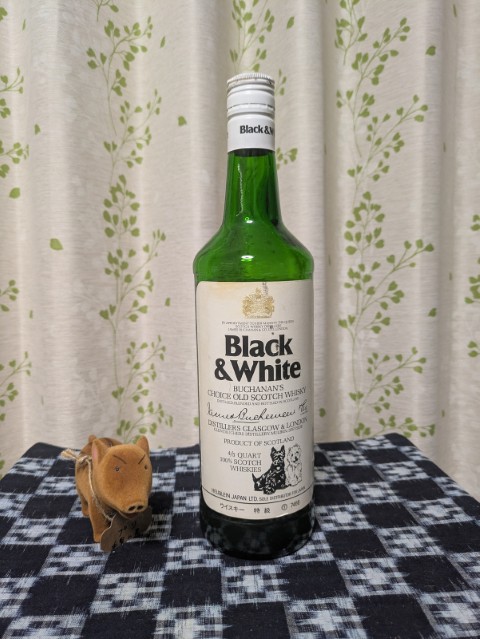 BLACK & WHITE スコッチウイスキー760ml,43% ブラック＆ホワイト | ウイスキー,スコッチ,ブレンデッド,ブレンデッド