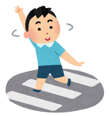 横断歩道を渡る人