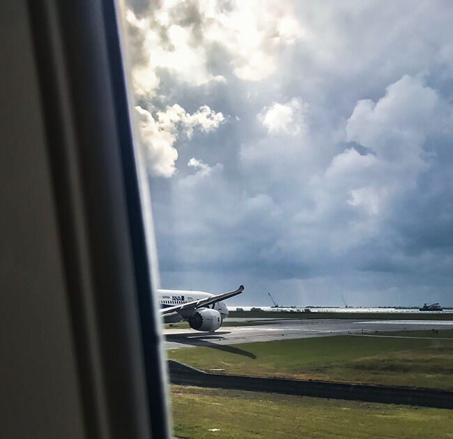 離陸待機中に見たb787