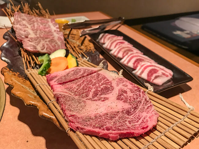 石垣牛ロース・カルビ・アグー豚