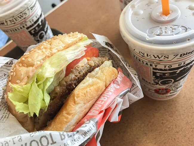 a&wモッツァバーガー