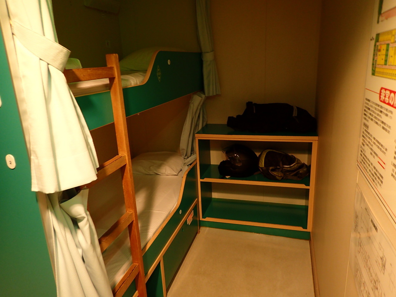 シルバークイーン2等寝台