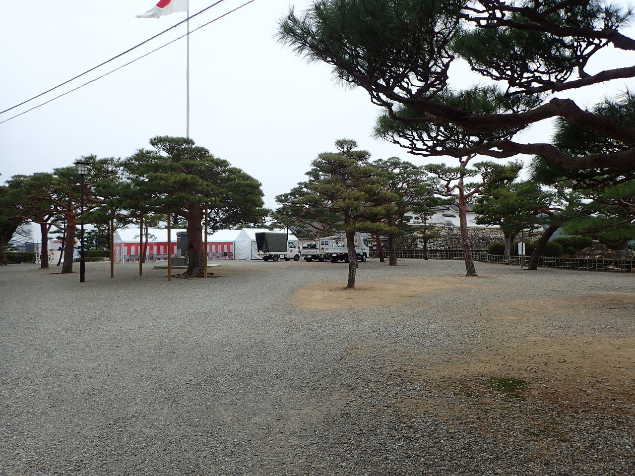 二の丸広場