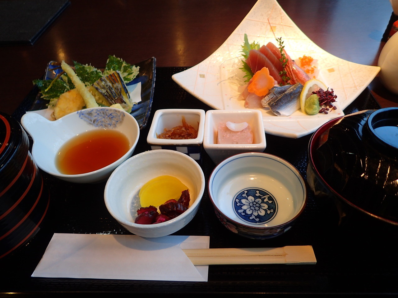 夕食