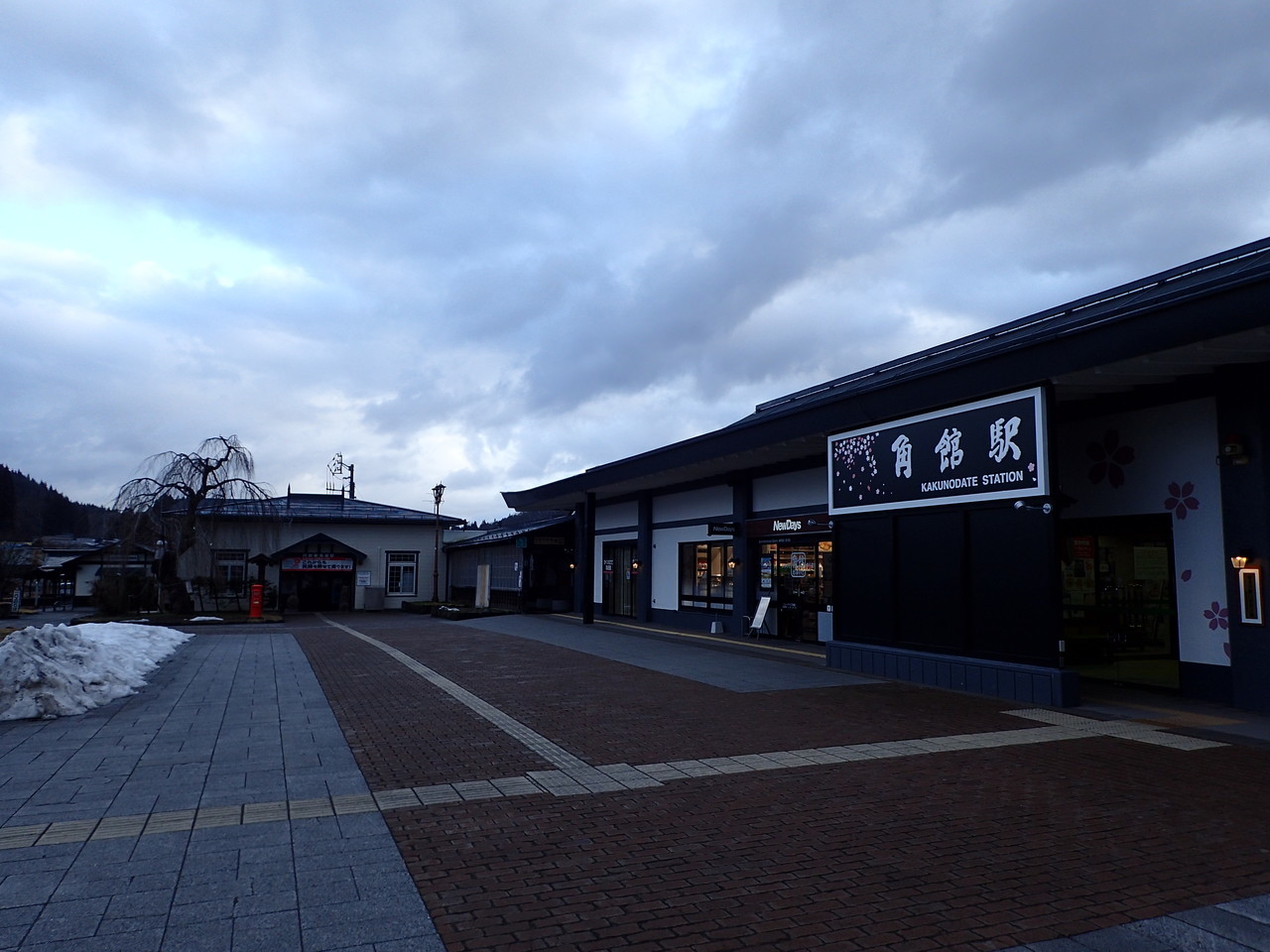 朝の角館駅