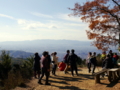 京都新聞写真コンテスト　賑わう大文字山頂