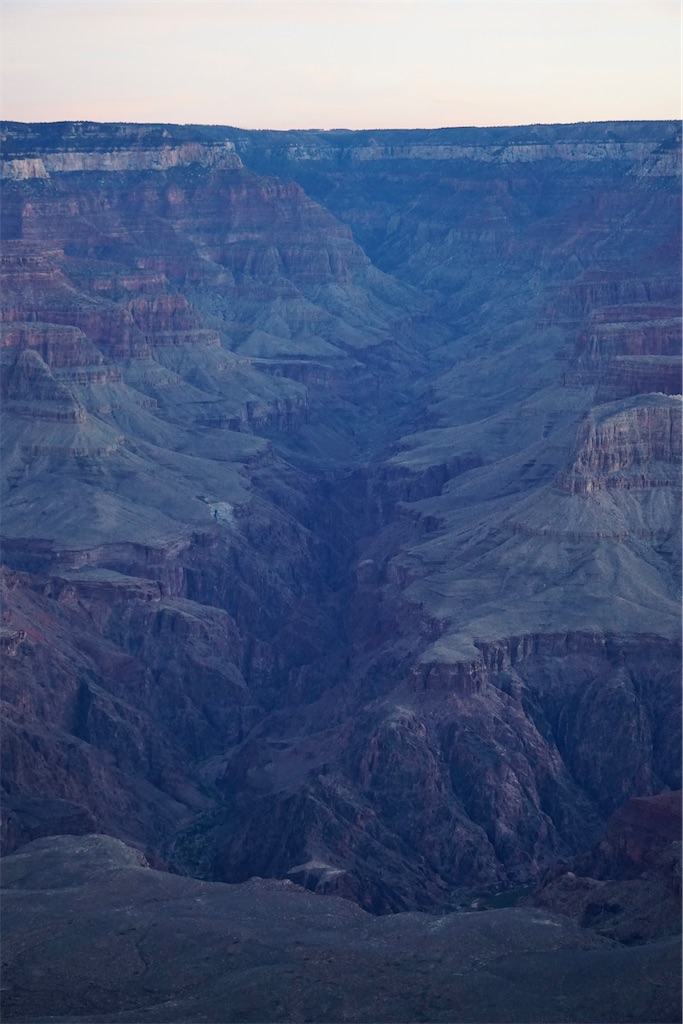 The Grand Circle #5｜Grand Canyon 峡谷内を歩いて下る🐾 - San