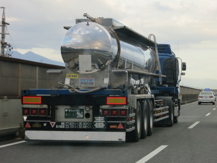 f:id:usagi_2017:20181012104551j:plain f:id:usagi_2017:20181012104551j:plain