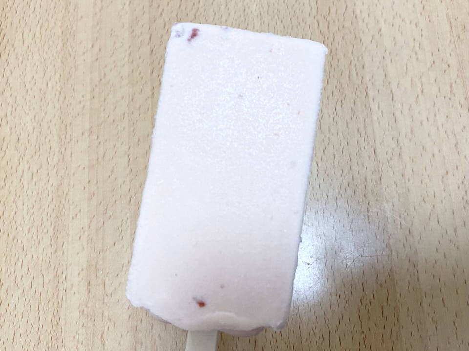 かじるあまおう苺バターアイス