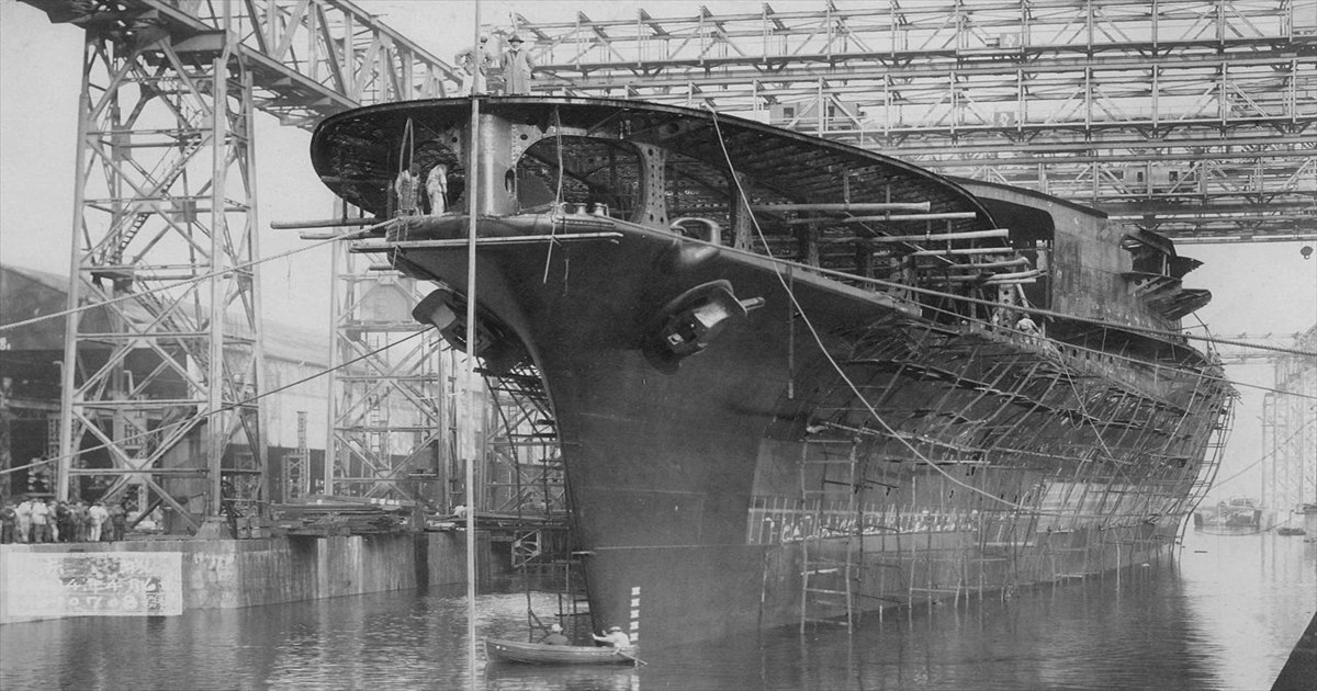 空母赤城を作る！ハセガワ1-700赤城（初期型）船体加工から