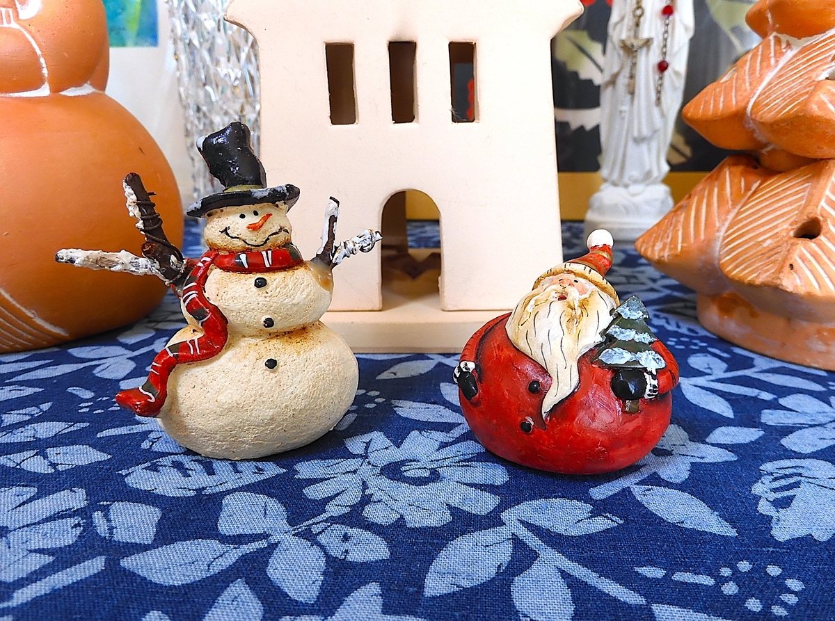 2025・12・8 クリスマスの仲間たちを出す - 今日のころころこころ