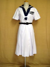 芦屋大学附属高等学校の制服