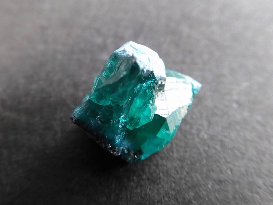 翠銅鉱(ダイオプテーズ) - Ushidama Farm