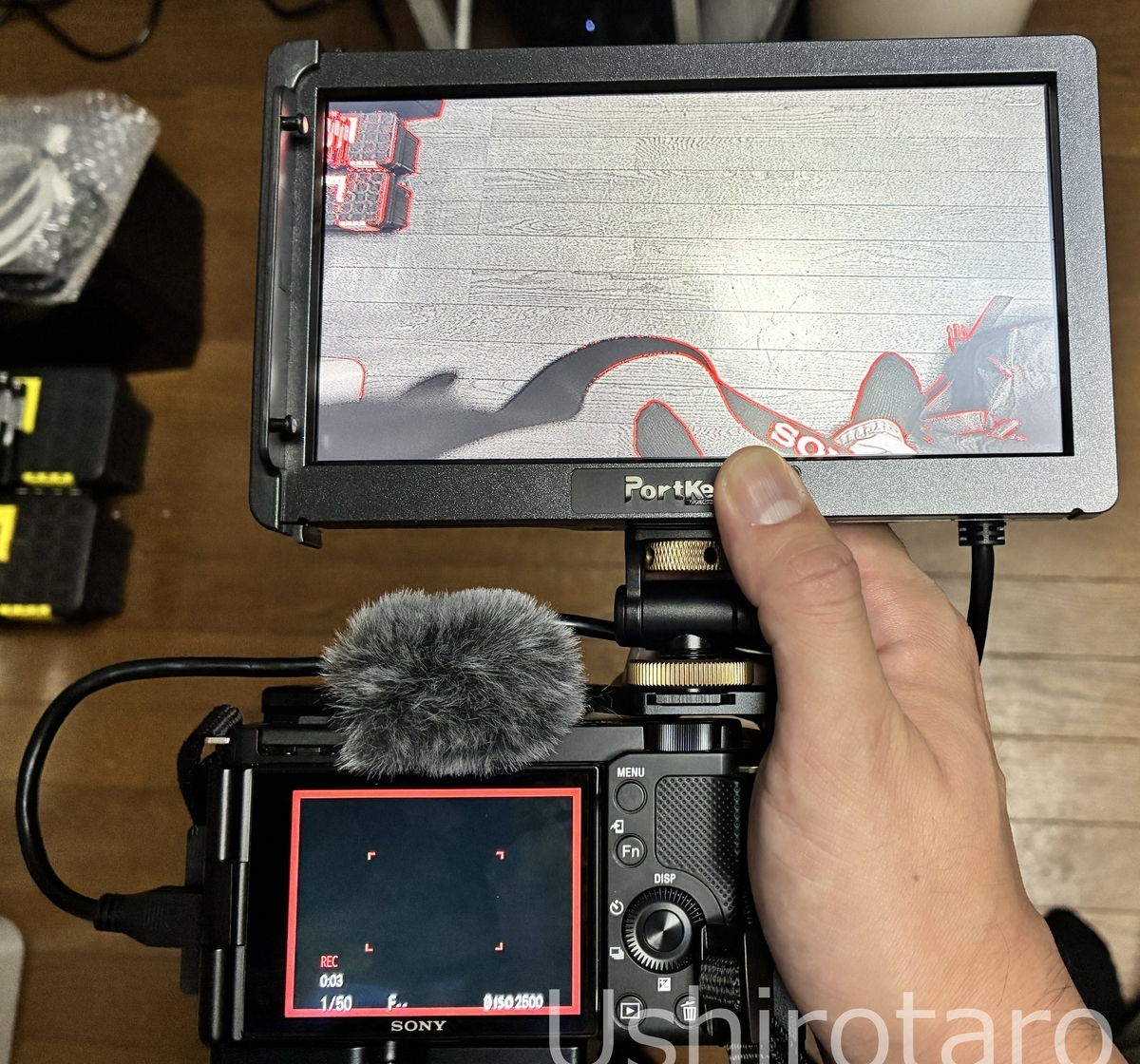 ZV-E10にHDMI出力の外部モニタをつけたらあんまりうまく動かない件