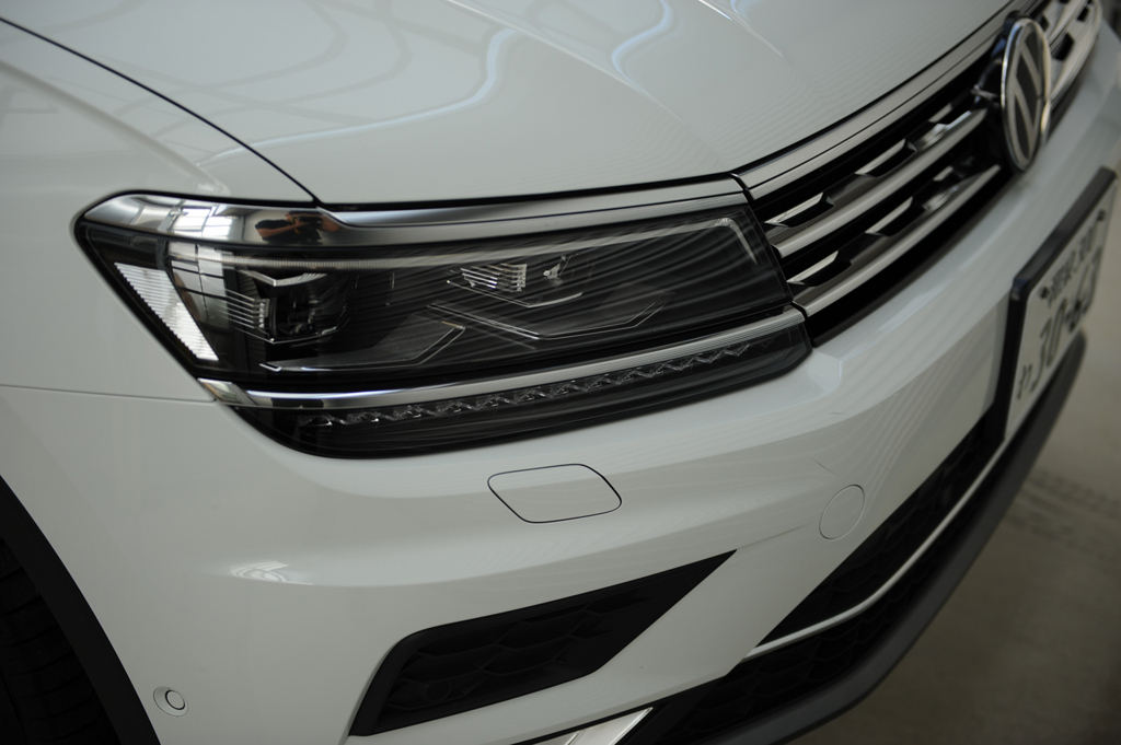 ティグアン 新型 17で車中泊に挑戦 カーテンがいらないプライバシーサンシェードでおすすめ内装カスタムしよ 車中泊の達人ブログ