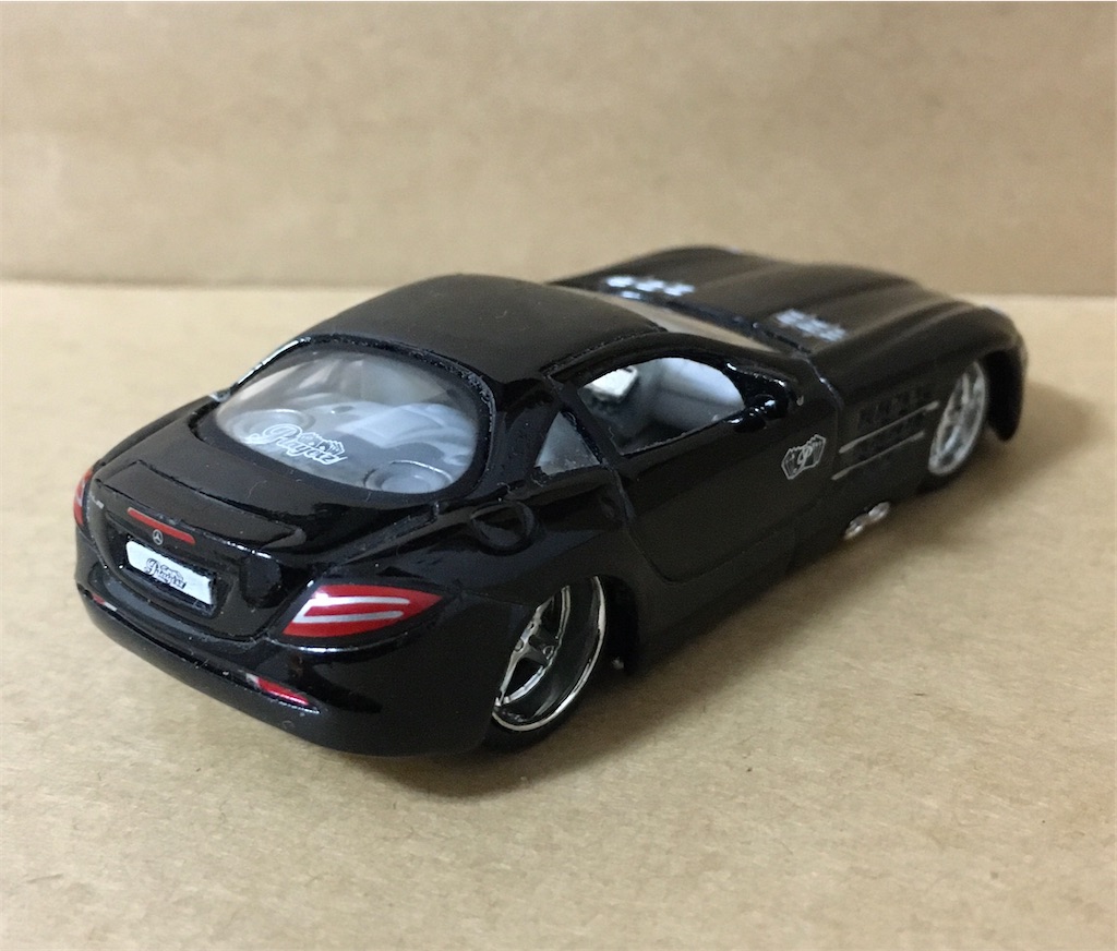 Maisto 1/64 Mercedes-Benz SLR McLaren - usunonooのブログ@トミカ倉庫