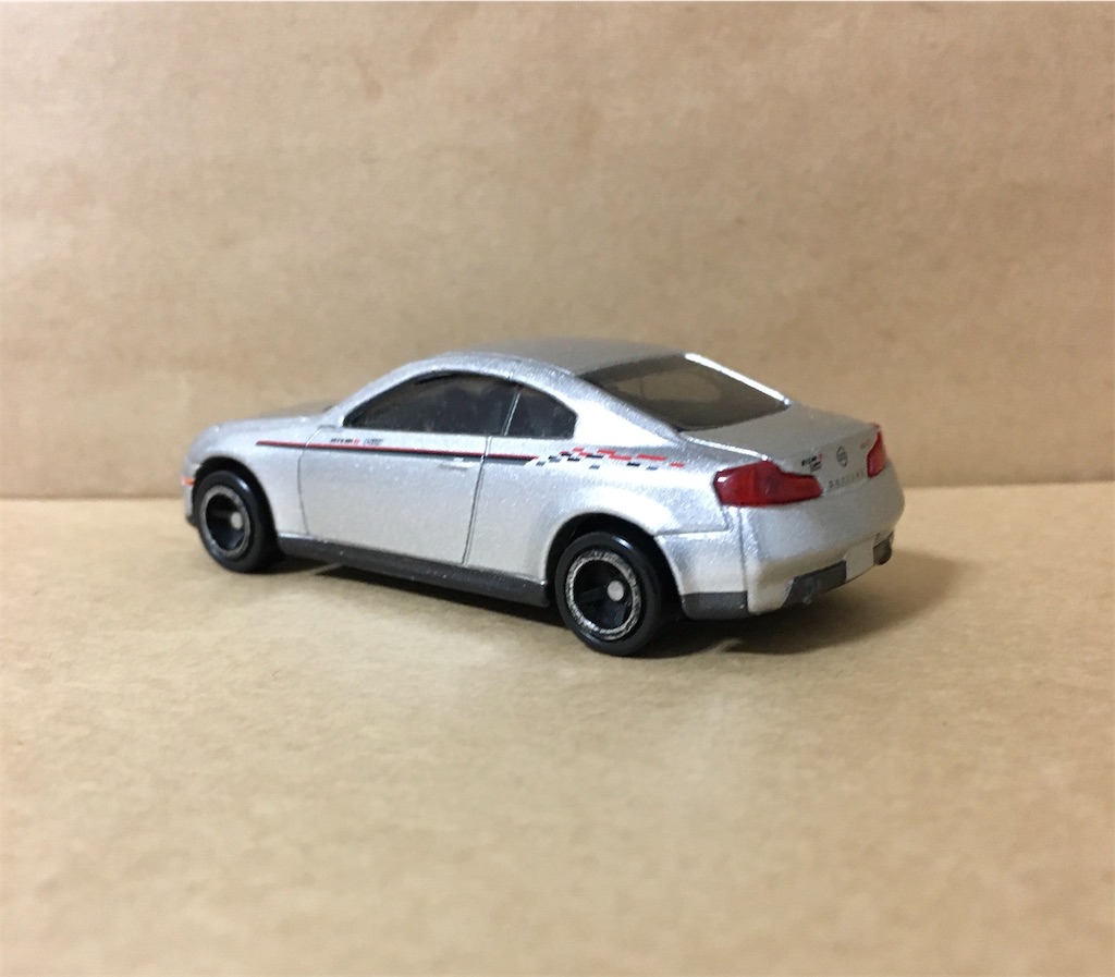 日産 スカイライン クーペ NISMO仕様(シルバー) 「トミカ AEON