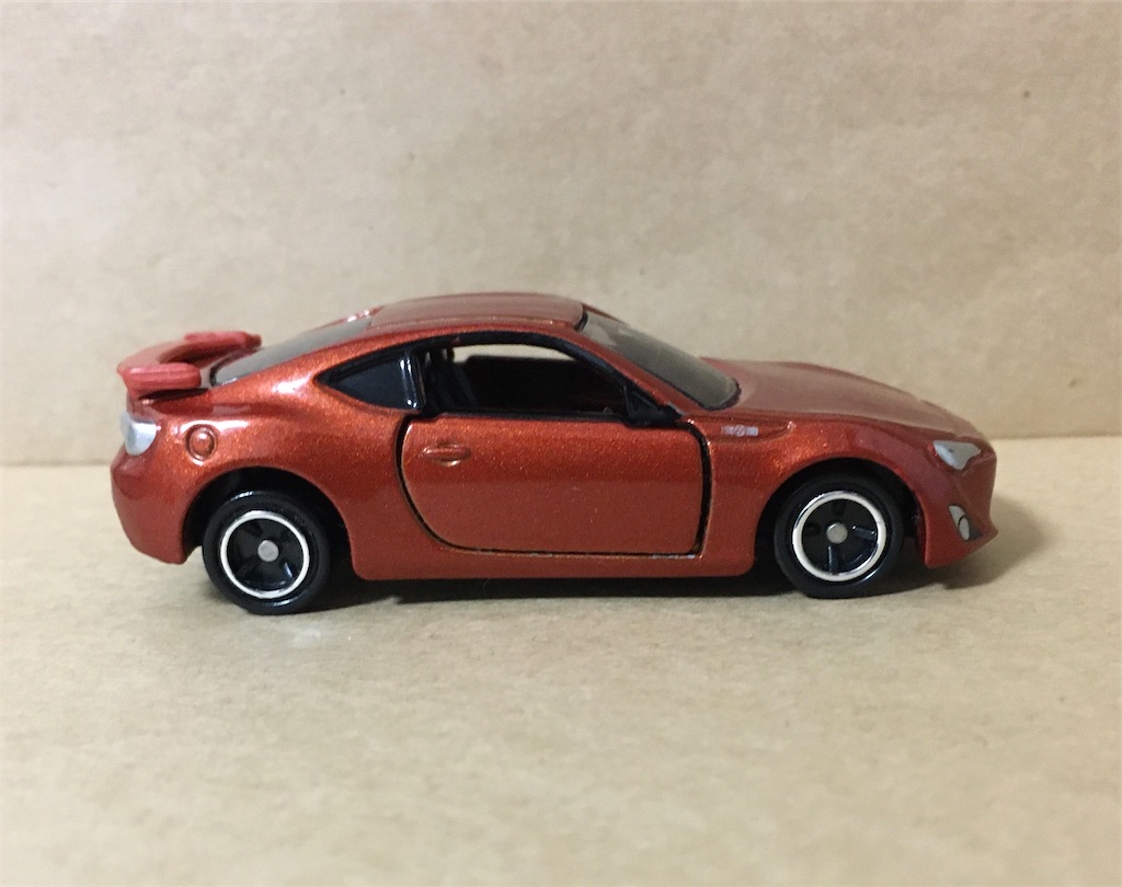 新品 トミカ 86 4台 セット まとめて ドリームトミカ 頭文字D GT86 51UoAI2d8gL._AC_SY200_QL15_.jpg