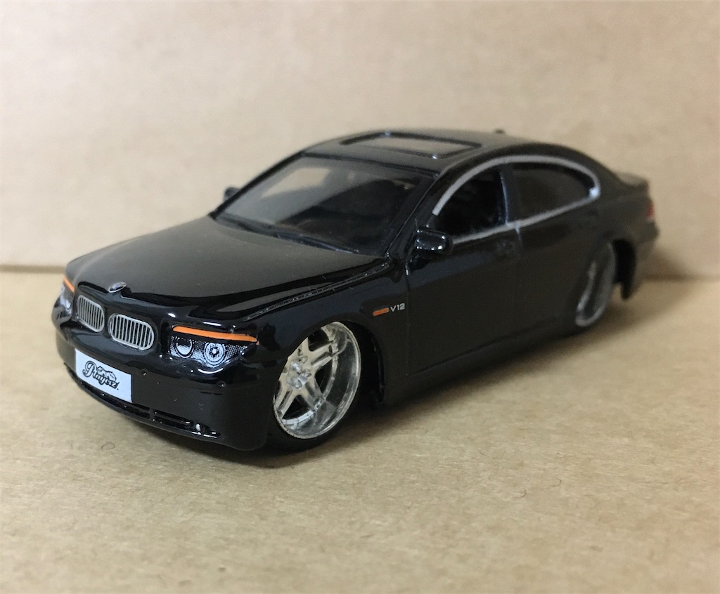 Maisto Playerz 1/64 BMW 7 Series - usunonooのブログ@トミカ倉庫