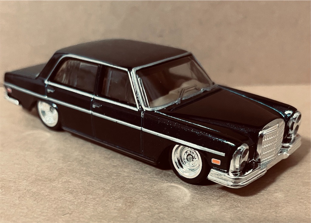 HOT WHEELS CAR CULTURE MODERN CLASSICS '72 Mercedes-Benz 280
