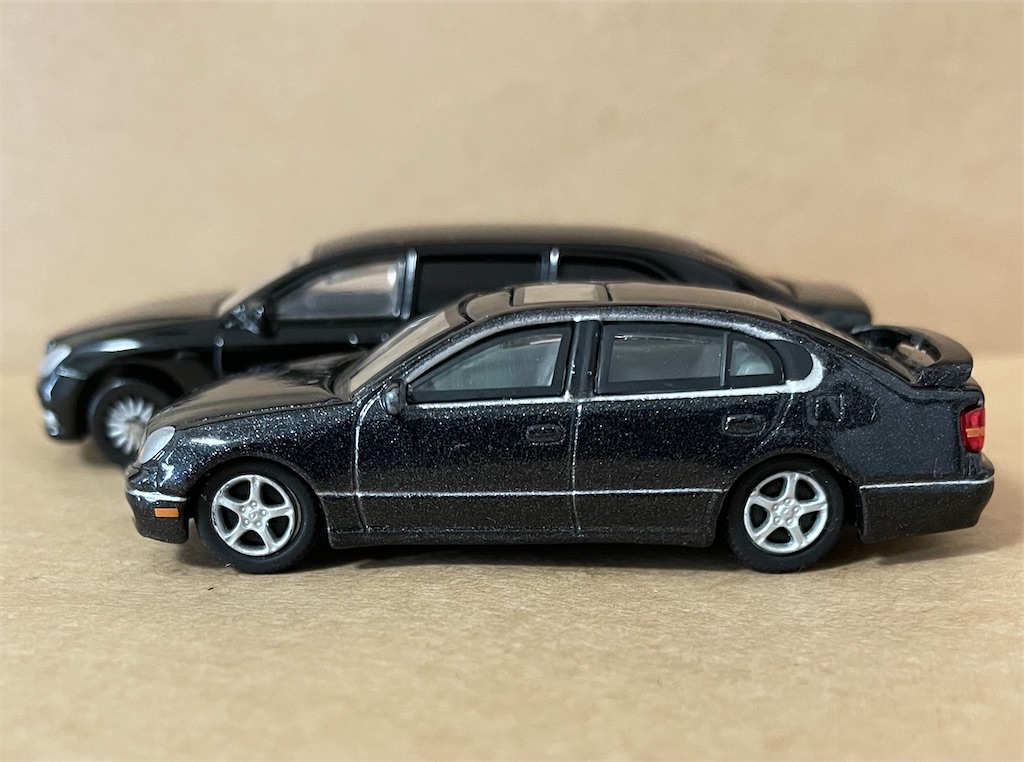 トヨタ クラウン リムジン サントリーBOSS 憧れの高級車