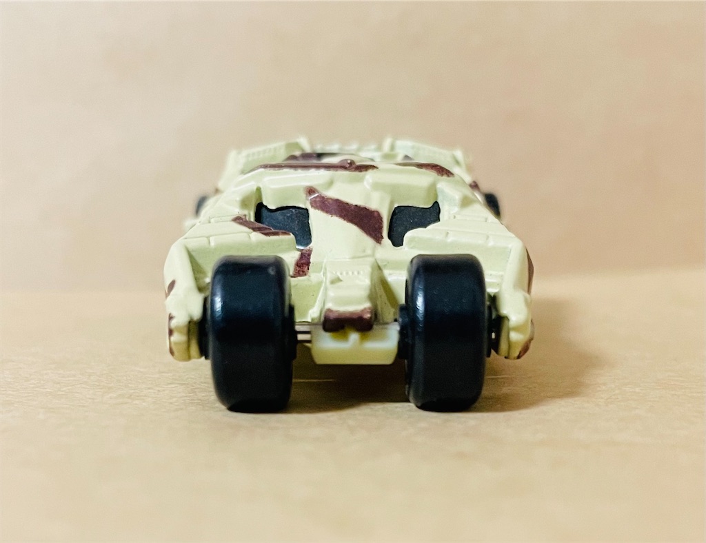 ドリームトミカ　バットモービル4th(カモフラージュver.) 1カートン タカラトミー ドリームトミカ バットモービル 4th