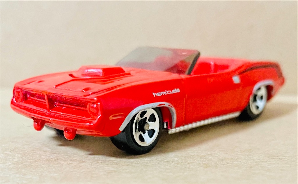 ミニカー HotWheels 1970 Plymouth Barracuda 70 PLYMOUTH BARRACUDA (100%Preferred)のレビュー！Sweet Rodsな3代目