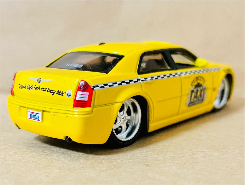 JADATOYS 1/64 CHRYSLER 300C DUBCITY CUSTOMS - usunonooのブログ