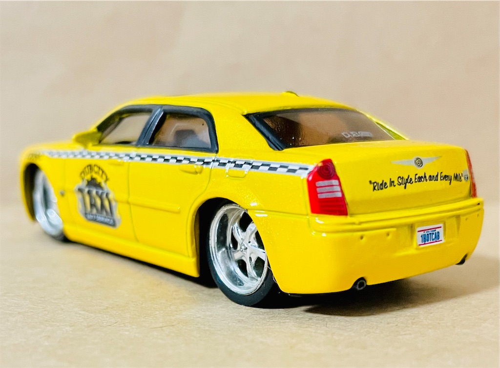 JADATOYS 1/64 CHRYSLER 300C DUBCITY CUSTOMS - usunonooのブログ